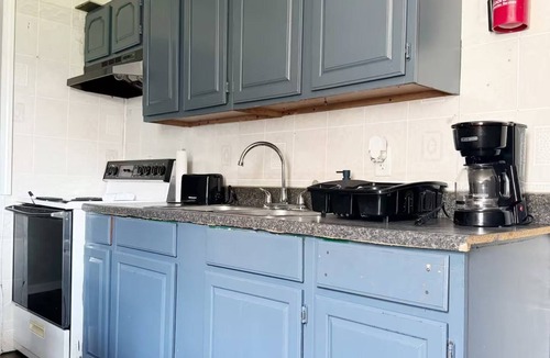 Princeton Apartment | Princeton Place - QUEEN 2BD/1BA Apt