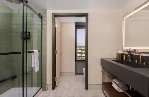 Rutledge Hill Hotel | Printing House Hotel Nashville Downtown, Tapestry by Hilton