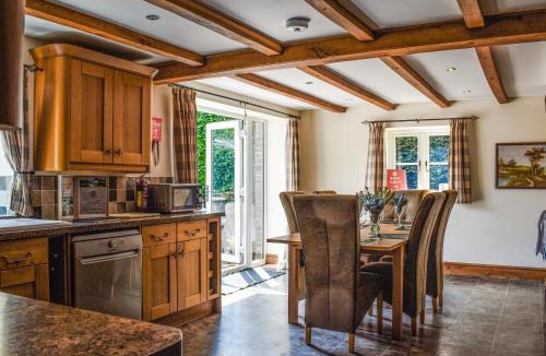 Westbrook Court House | Priory Cottage