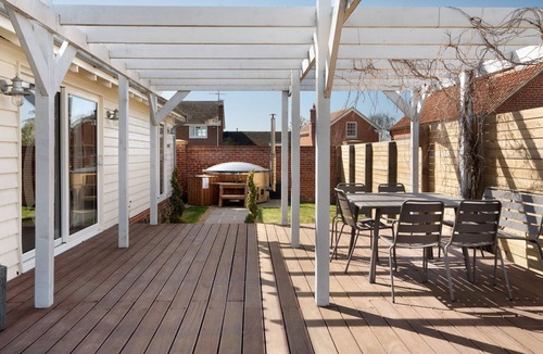 Saint Osyth Cottage | Priory Orchard - Luxury Cottages