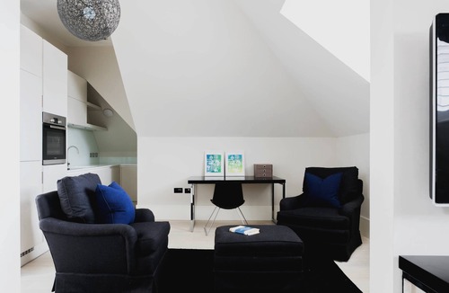 South Hampstead Apartment | Priory Road by onefinestay