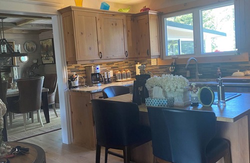 Ashburn House | Pristine 10 Acres