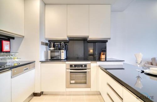 Dubai Marina Apartment | Pristine 1BR in The Address Residences Dubai Marina by Deluxe Holiday Homes