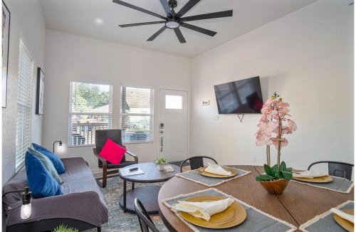 Denver Heights Apartment | Pristine 3 BR 2BA Abode Close to Lovely Downtown