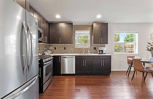 South Delridge House | Pristine & Beautiful 3b2b Townhouse in West Seattle