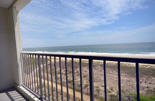 Midtown Ocean City Condo | Pristine, bright 1 bedroom oceanfront condo with free WiFi, coastal decor, and a gorgeous view of the ocean located in quiet midtown and only a few steps from the beach!