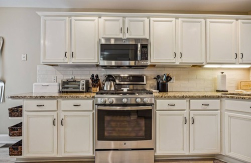 West Hartford Condo | Pristine Condo, Amazing Golf Views - Fox Hollow 8B