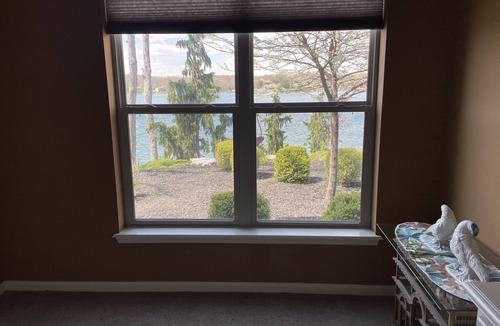Innsbrook House | Pristine Lake Alpine house with spectacular sunset view, kayaks, SUPs & Peloton!