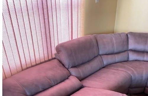 Valley Stream House | Pristine & Luxury 1 Bed and Breakfast!