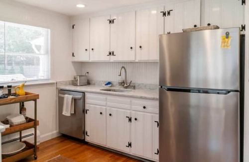 Wianno House | Pristine Osterville Cottage