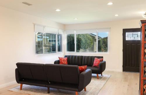 Poway House | Pristine Poway Retreat