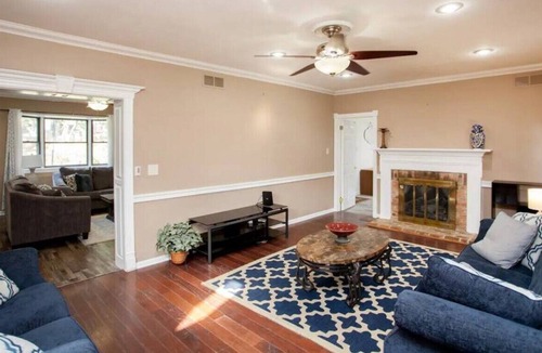 Newtown House | Pristine Suburban Escape with Hot Tub