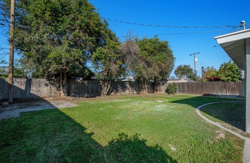 Fresno House | Pristine Upgraded 3B/2Bth w Easy Access to US99