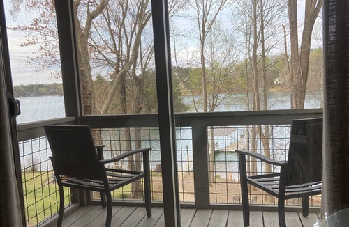 Seneca House | Pristine views from Lakefront Home