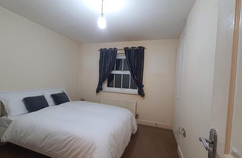 Greenhithe Apartment | Pristo's Place Greenhithe