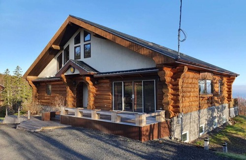 West Bay Ski Chalet | Privacy @ Bras d’Or Lakes Sun House Chalet