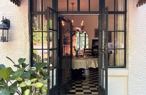 Peachtree Heights West House | Privacy - Luxury - Gated Home - Buckhead - FIFA Short Term Rental
