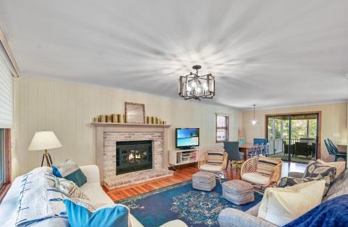 Saint Simons Island House | Privacy Please!