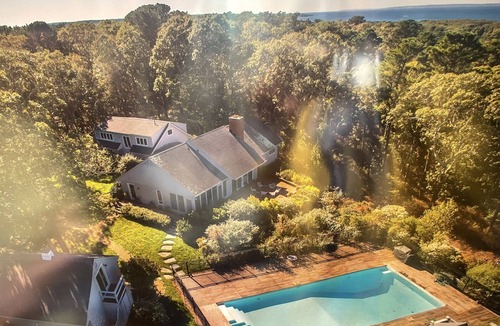 Tisbury House | PRIVACY & RELAXATION ON MARTHA'S VINEYARD