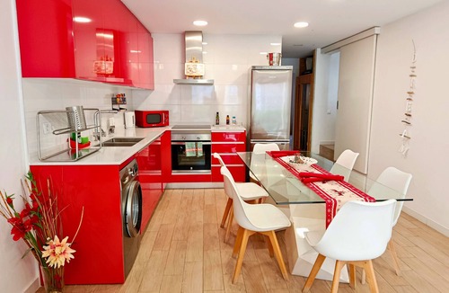 Monistrol de Montserrat Apartment | Private penthouse with jacuzzi, terrace and Montserrat views