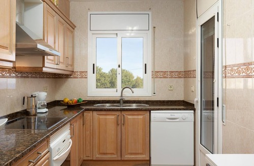 Sant Cebria de Vallalta Villa | Private pool, barbecue and lots of fun