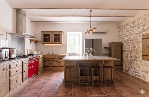 Saint-Andre-de-Cruzieres House | Private Estate & Pool - 15 Guests - South France