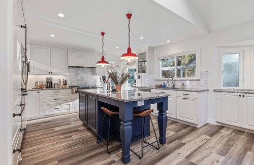 Santa Rosa House | Private 1+ acre, Bocce, Waterfall, Free Pool Heat