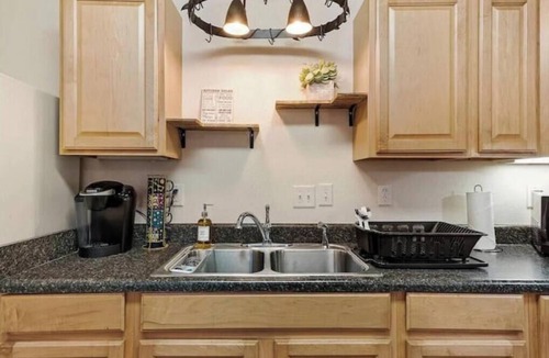 Portsmouth Apartment | Private 1 Bed Apt - Historic Olde Towne Portsmouth