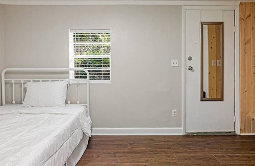 Belvedere Apartment | Private 1-Bedroom Studio Home