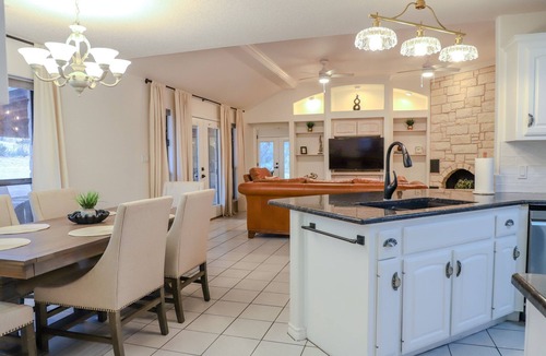 Marble Falls House | Private 10 Acre Ranch w/Wildlife, Scenic Views!