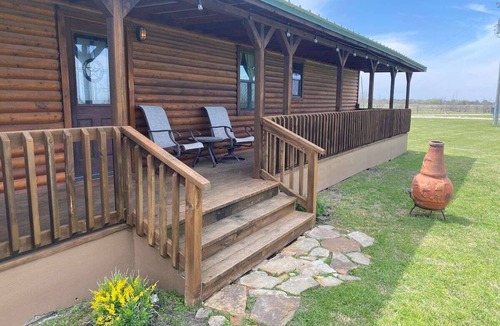 Midlothian Cabin | Private 165 Ac. Retreat with Lake Front Log Cabin