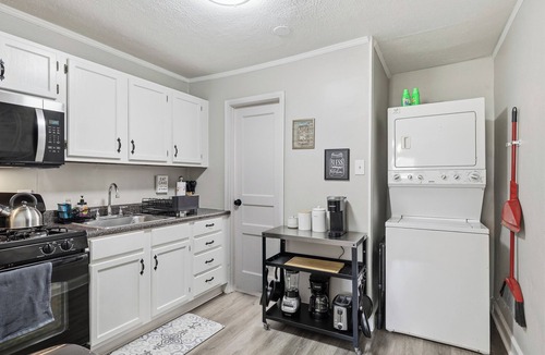 University District Apartment | Private 1BR Duplex Driveway Parking. Near UofM