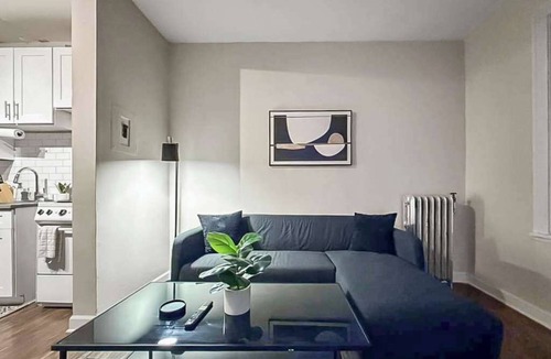 Hyde Park Apartment | Private 1BR Haven in a Prime Area