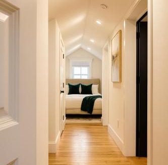 Corn Hill Apartment | Private 1BR1BD,Apt Near High Falls, TV, Kitchen