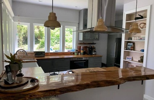 Coupeville Condo | Private 2 bedroom Cottage on a Lagoon.