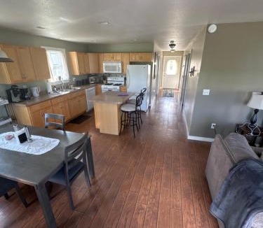 Newport Center Apartment | Private 2 Bedroom Lofted Garage Getaway