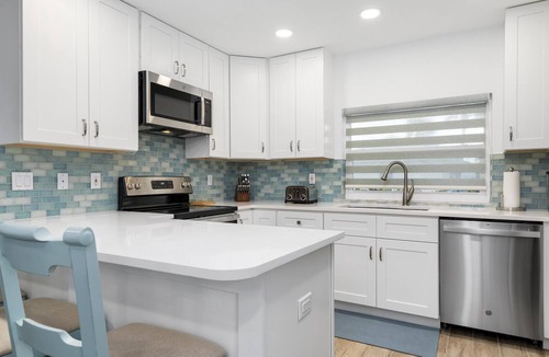 Nokomis Condo | Private 2 BR steps from beach on Casey Key