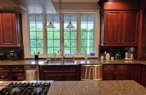 Lynn Center House | Private 25 acre, 6 bedroom estate. Sleeps up to 24