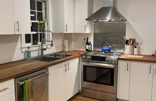 Elmhurst House | Private 2BR Apartment in House with Backyard