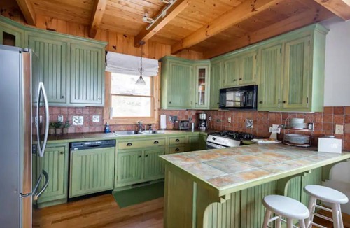 Wolf Laurel Cabin | Private 3,100 Sq Ft Wolf Laurel Lodge w/Epic Views, Skiing & AT Trail Access