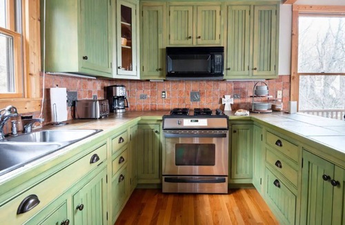 Wolf Laurel Cabin | Private 3,100 Sq Ft Wolf Laurel Lodge w/Epic Views, Skiing & AT Trail Access