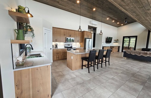 Sioux Narrows Nestor Falls House | Private 3.5 Acre King Island on Lake of the Woods