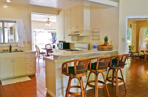 Waimea House | Private 3-Bedroom Oceanfront Home