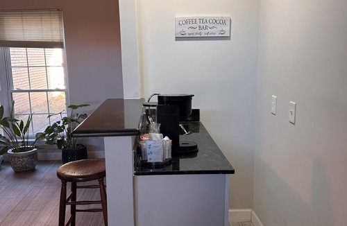 Southwest Carrollton House | Private 3 bedroom Townhome on golf course, Open for FIFA! Great for groups.