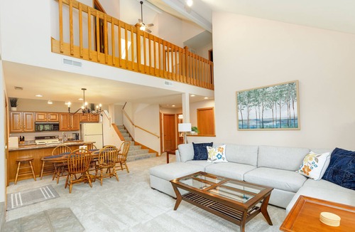The Galena Territory House | Private 3BR/2BA Territory Home Nestled in the Trees - Stonecrest