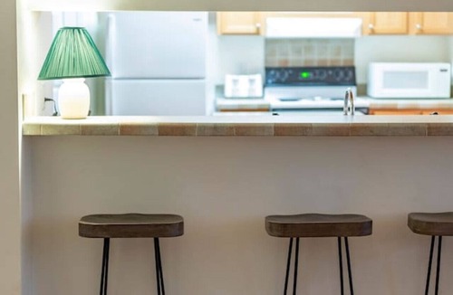 Concord Apartment | Private 4BR Oasis | 2 KNG BDs | 4 TVs | Free Wi-Fi