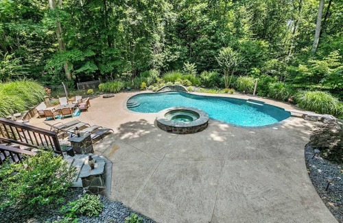 Port Republic House | Private 5BD Country Escape with Spa, Pool, & Fire Pit