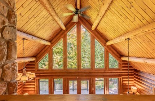 Labelle Ski Chalet | Private A-Frame Log Cabin near Tremblant With Hot tub Game Room