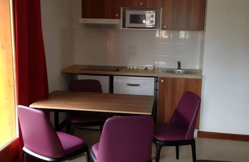 Valberg Hotel | Private accommodations! Soundproofed rooms + well equipped kitchen