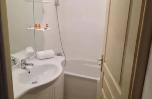 Valberg Hotel | Private accommodations! Soundproofed rooms + well equipped kitchen